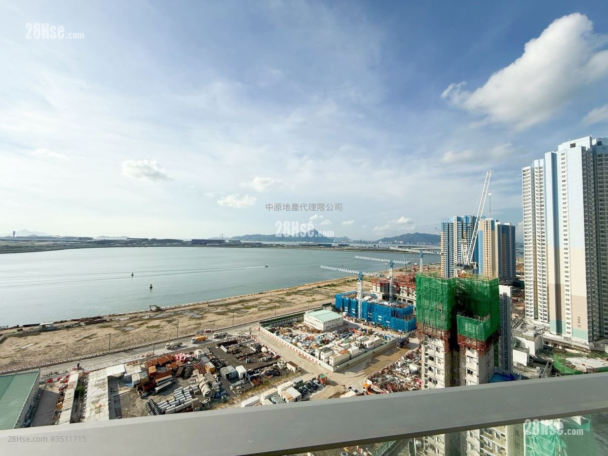 Century Link Sell 3 Bedrooms , 2 Bathrooms 642 ft²