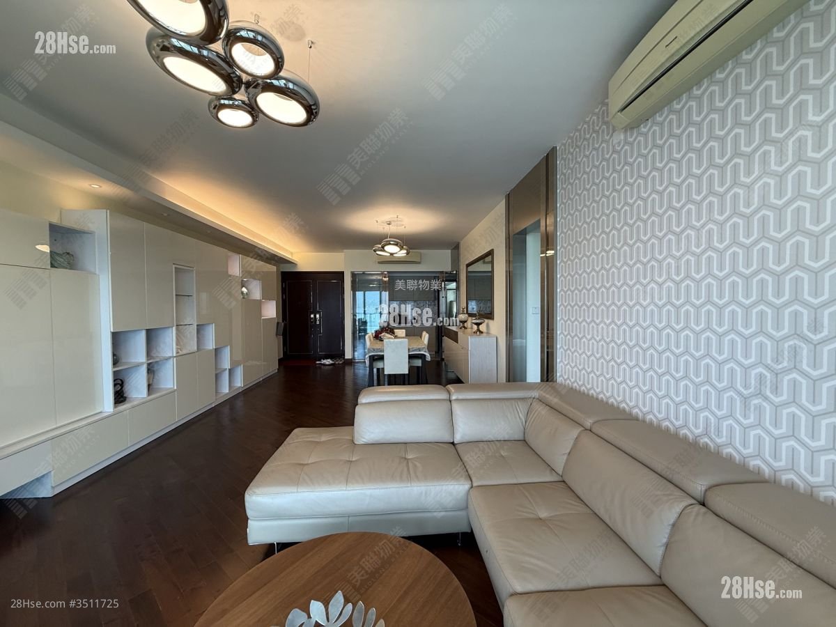 Mayfair By The Sea Sell 4 Bedrooms , 3 Bathrooms 1,668 ft²