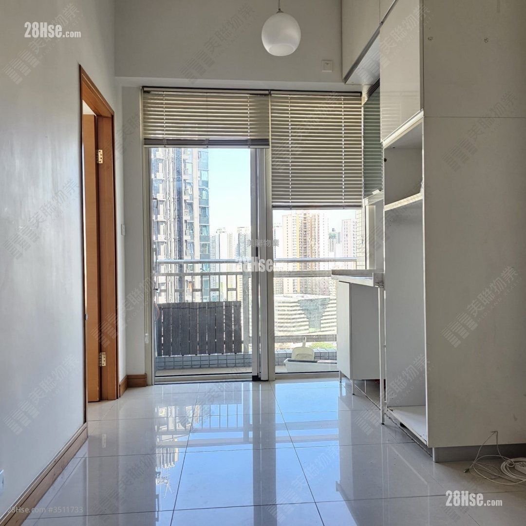 One New York Sell 1 Bedroom , 1 Bathroom 241 ft²