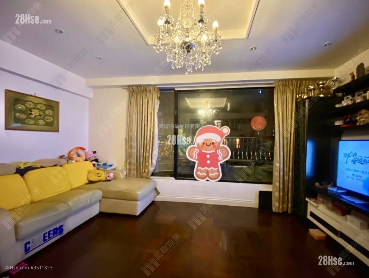 Hong Kong Garden Sell 3 Bedrooms , 2 Bathrooms 715 ft²