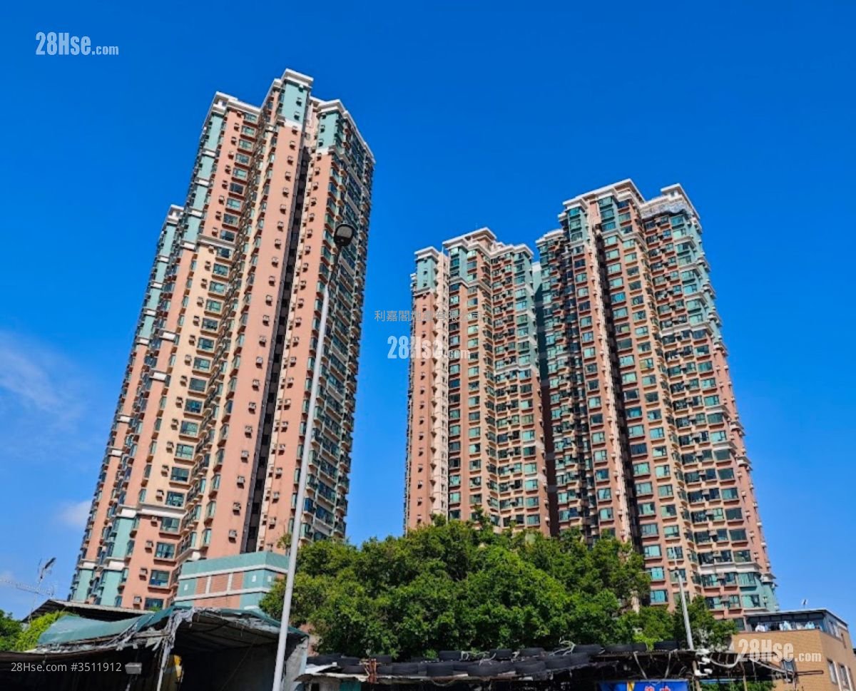 Villa By The Park Sell 2 Bedrooms 409 ft²
