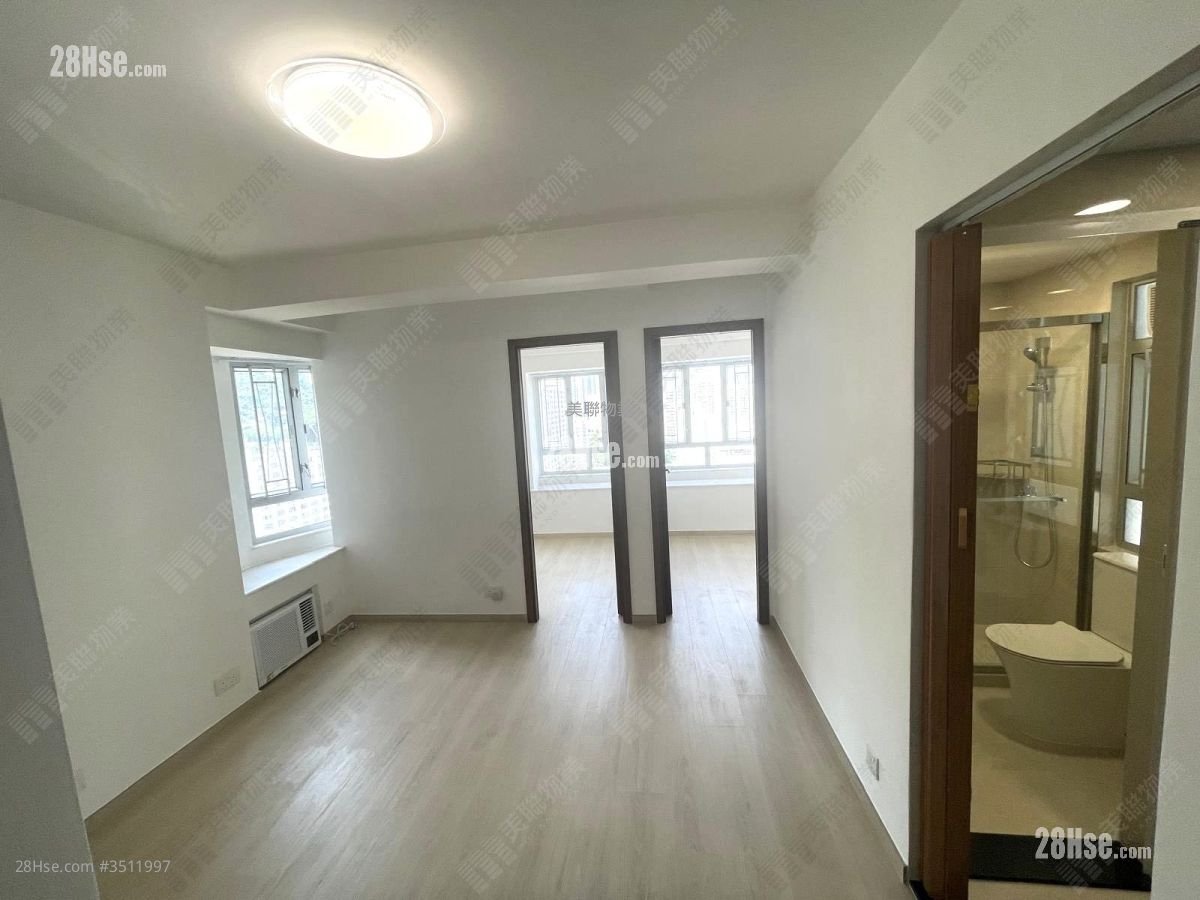 Lucky Plaza Rental 326 ft²