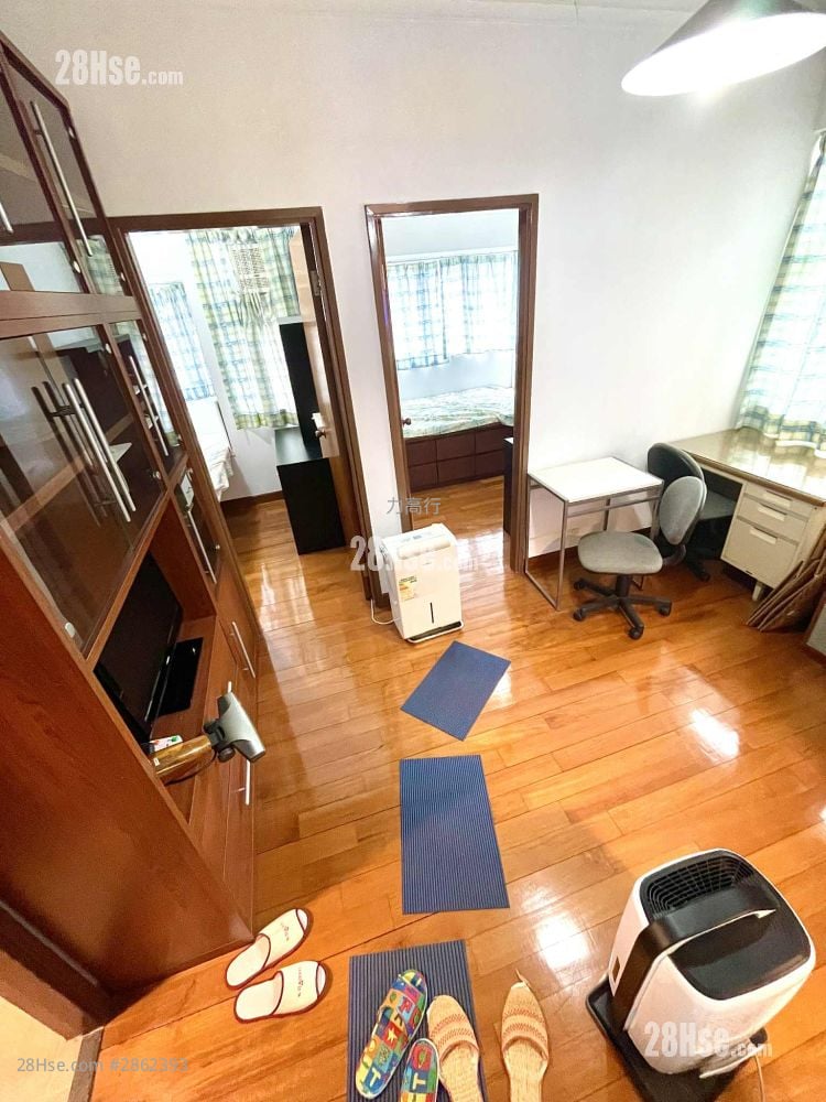 Po Wing Building Sell 2 Bedrooms , 1 Bathroom 362 ft²