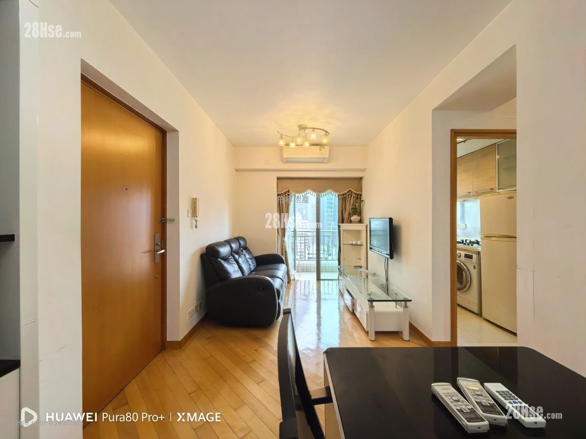 The Zenith Rental 2 Bedrooms , 1 Bathroom 476 ft²