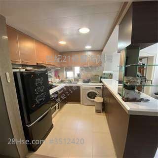 Saddle Ridge Garden Sell 3 Bedrooms , 1 Bathroom 591 ft²