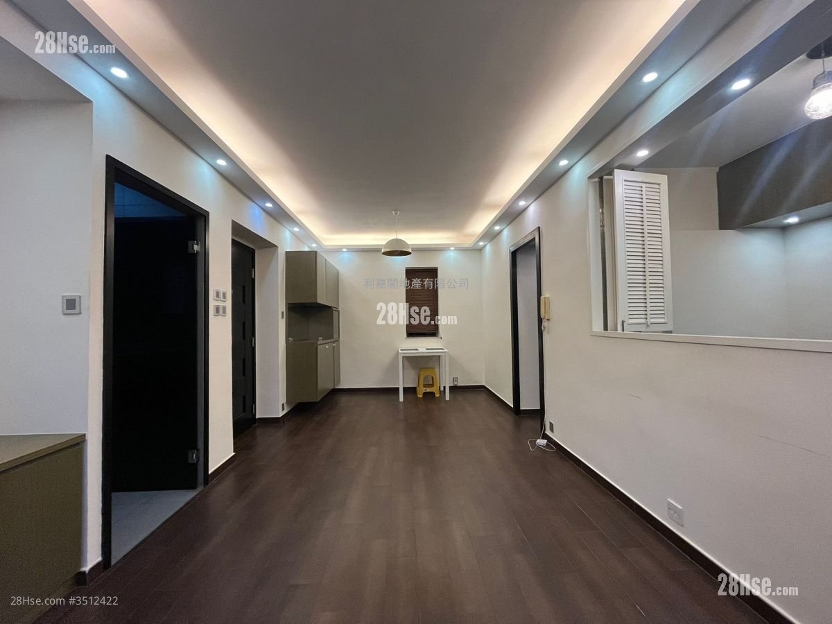 Fortress Metro Tower Sell 2 Bedrooms , 1 Bathroom 532 ft²