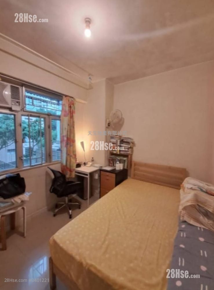 Kiu Hing Mansion Sell 3 Bedrooms , 1 Bathroom 540 ft²
