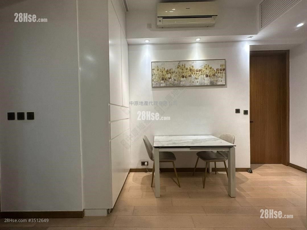 High Park Sell 2 Bedrooms , 1 Bathroom 479 ft²