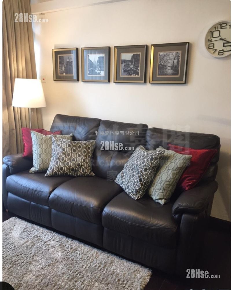 Park Vale Sell 2 Bedrooms , 1 Bathroom 548 ft²