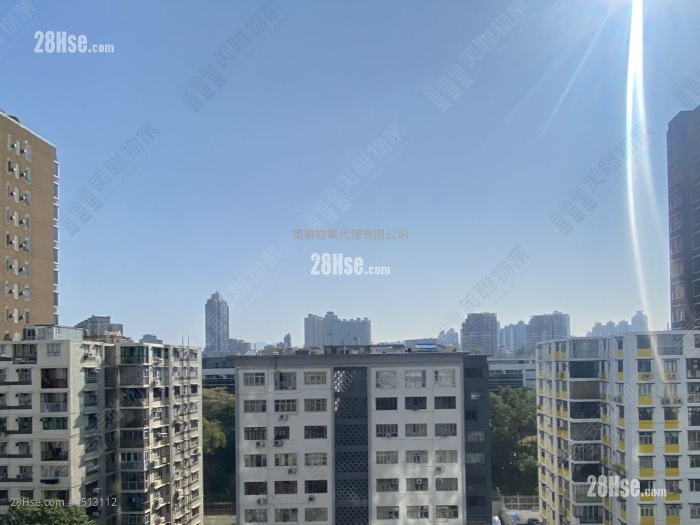 The Lamma Palace Sell 3 Bedrooms , 3 Bathrooms 912 ft²