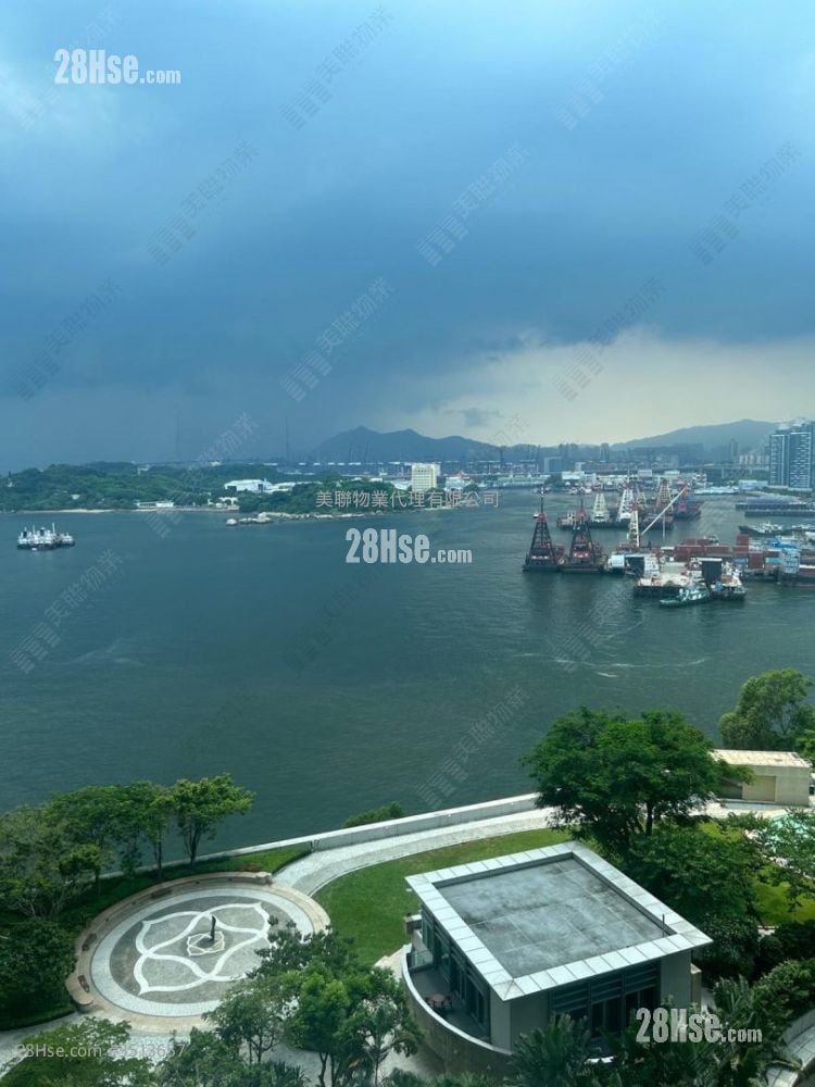 The Long Beach Sell 2 Bedrooms 559 ft²
