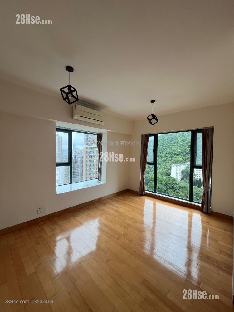 University Heights Sell 401 ft²