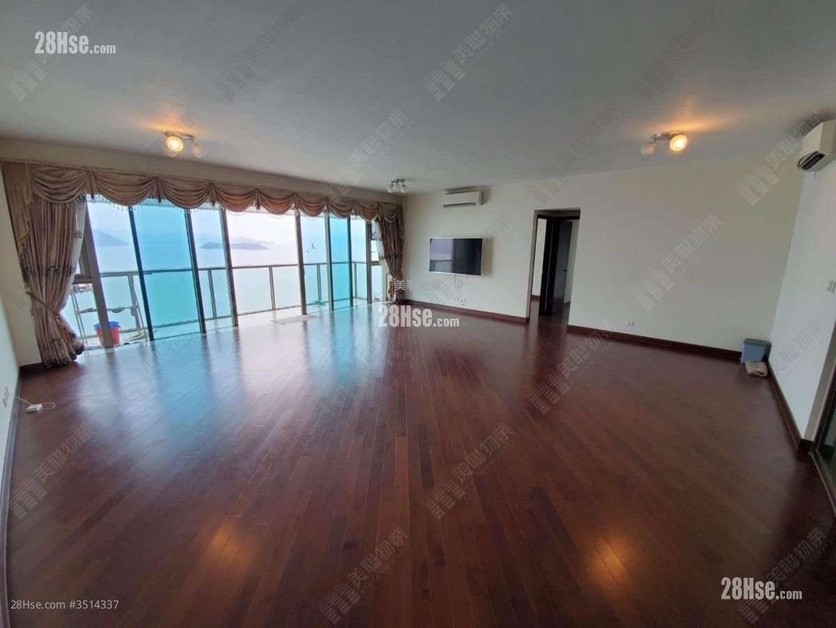 Mayfair By The Sea Rental 4 Bedrooms , 3 Bathrooms 2,004 ft²