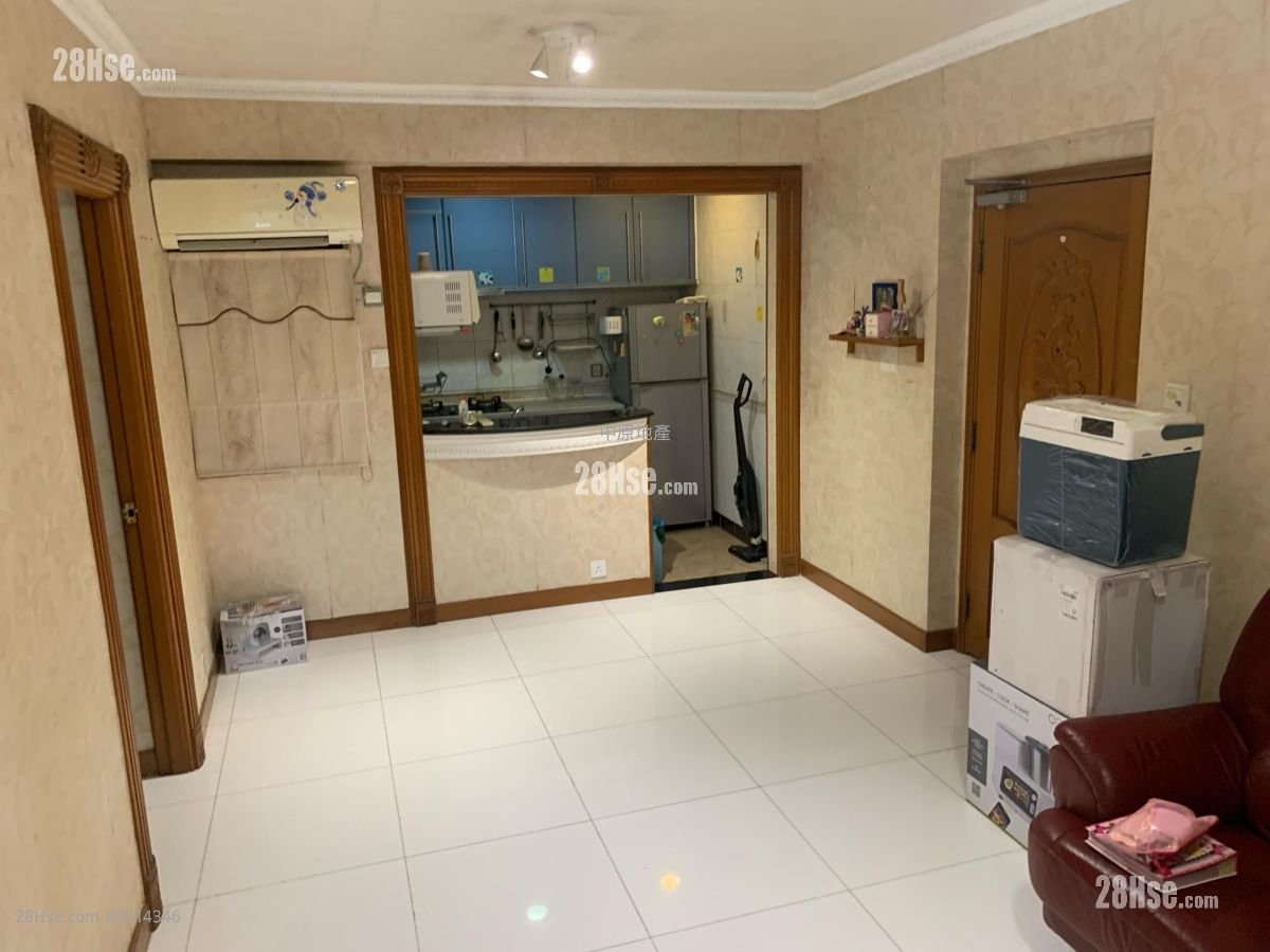 Bayview Garden Sell 3 Bedrooms , 2 Bathrooms 610 ft²