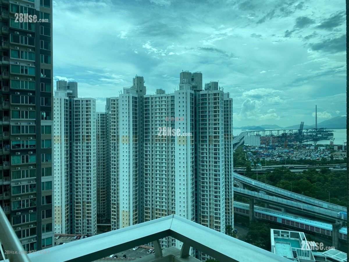 One West Kowloon Sell 4 Bedrooms , 3 Bathrooms 963 ft²