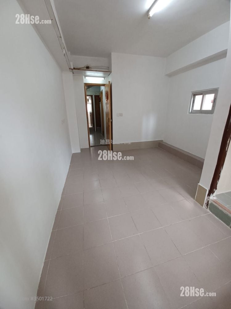 No. 74 Oak Street Rental Studio , 1 Bathroom 160 ft²
