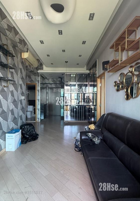 Century Gateway Rental 3 Bedrooms , 2 Bathrooms 720 ft²