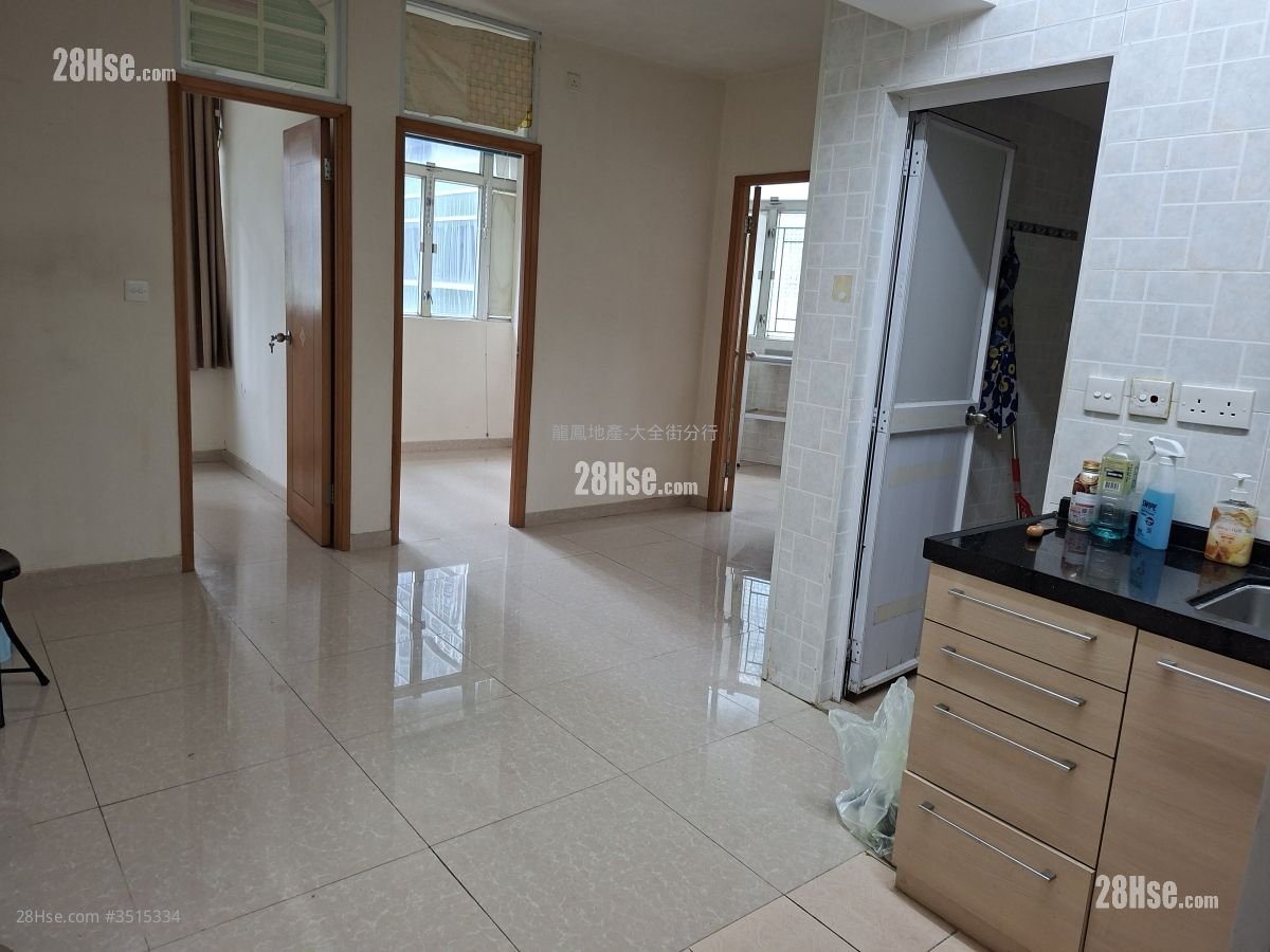 Peony House Rental 3 Bedrooms , 2 Bathrooms 480 ft²
