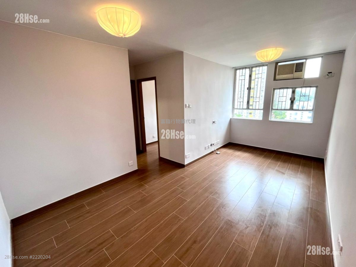 Yue On Court Rental 2 Bedrooms , 1 Bathroom 469 ft²