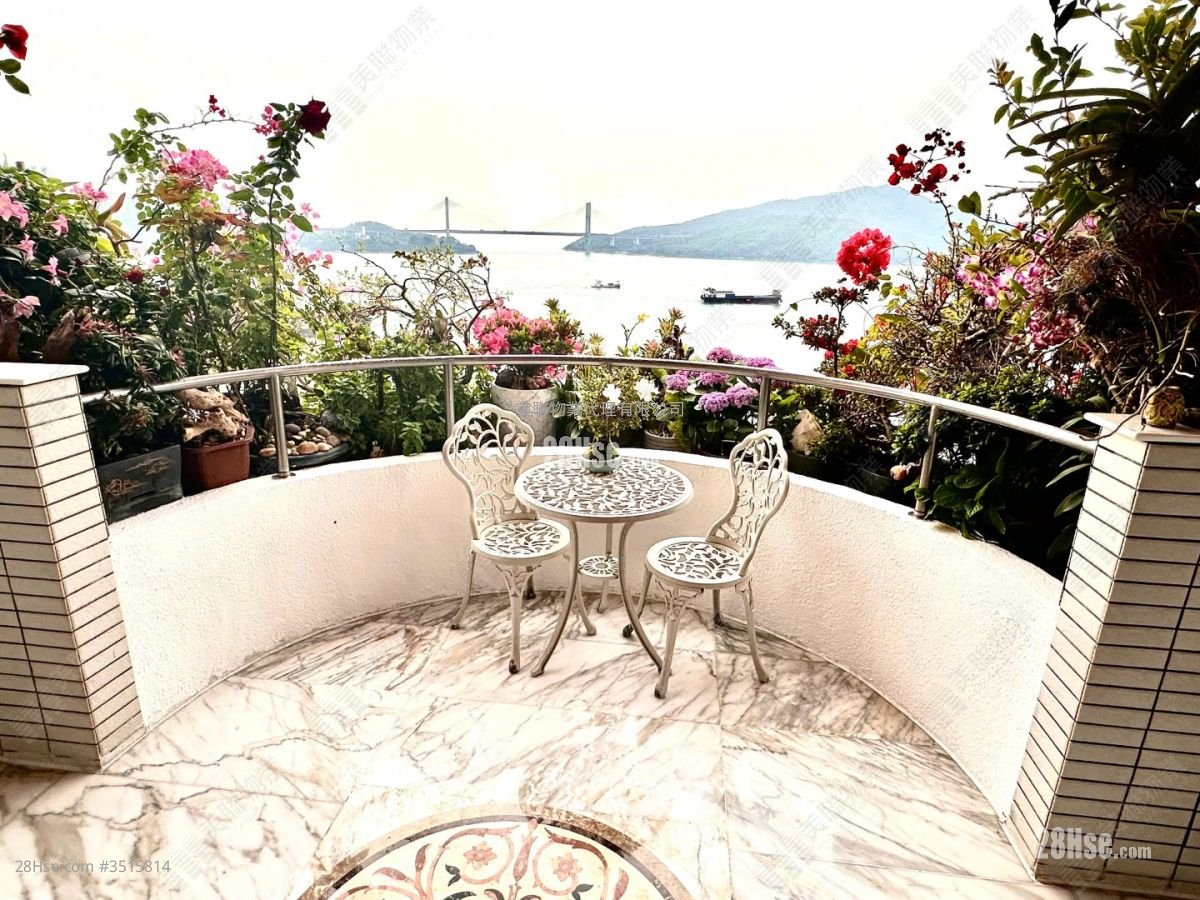 Lung Tang Court Sell 4 Bedrooms 1,943 ft²