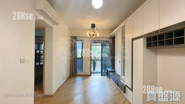 Alto Residences Sell 3 Bedrooms 700 ft²