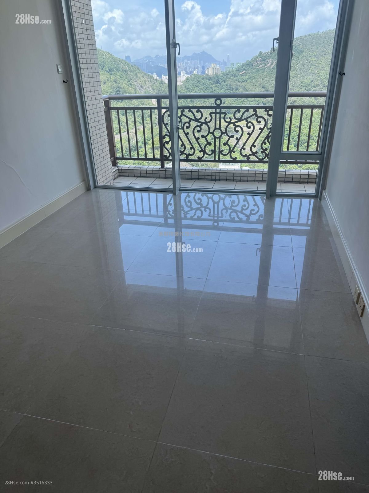 Metro Town Rental 492 ft²