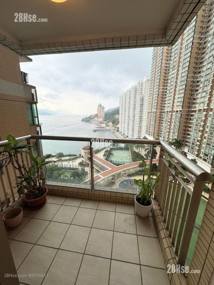 Bellagio Sell 3 Bedrooms , 2 Bathrooms 808 ft²