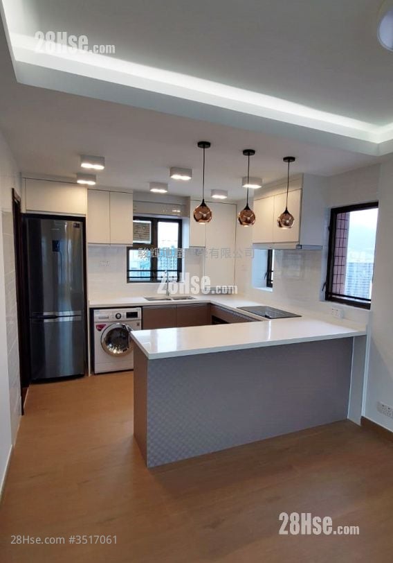 Nelson Court Rental 3 Bedrooms , 2 Bathrooms 802 ft²