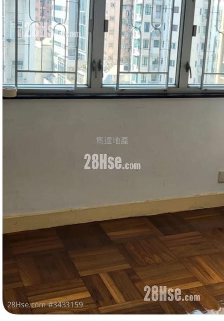 显晖大厦 租盘 280 平方尺