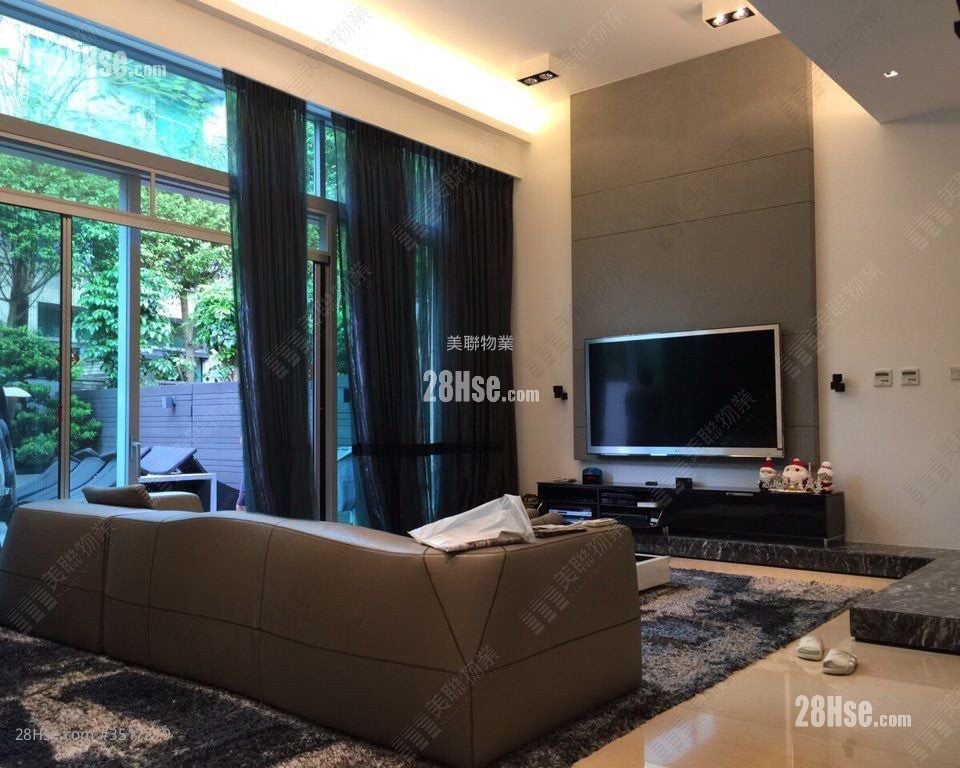The Vineyard Sell 5+ Bedrooms , 5+ Bathrooms 2,209 ft²