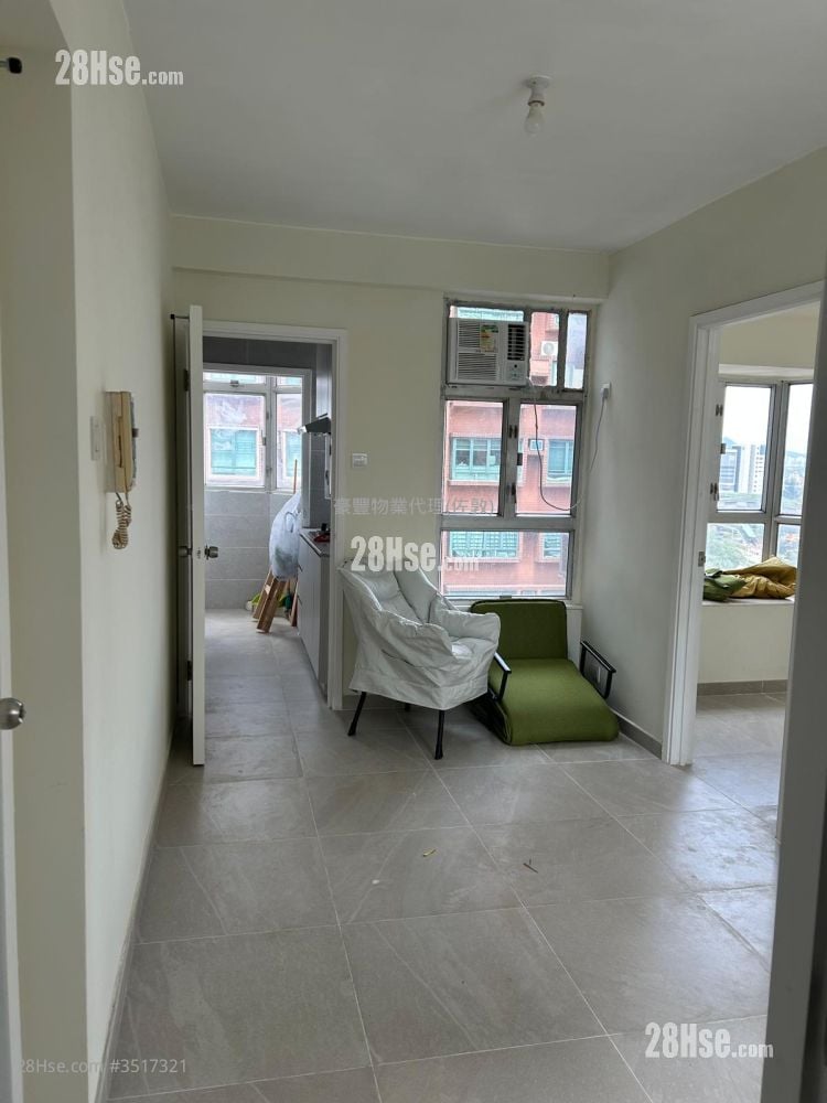 Fook Yuen Mansion Rental 2 Bedrooms , 1 Bathroom 301 ft²