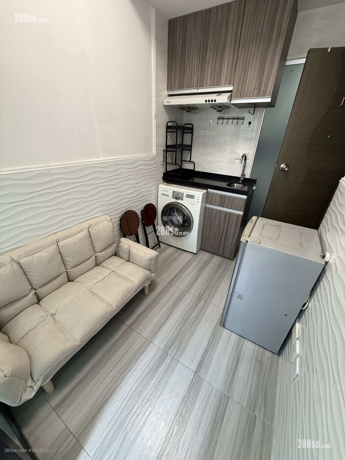 Tung Tak Building Rental 1 Bedroom , 1 Bathroom 140 ft²
