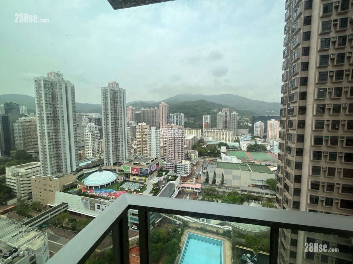 Parc City Rental 2 Bedrooms , 1 Bathroom 527 ft²