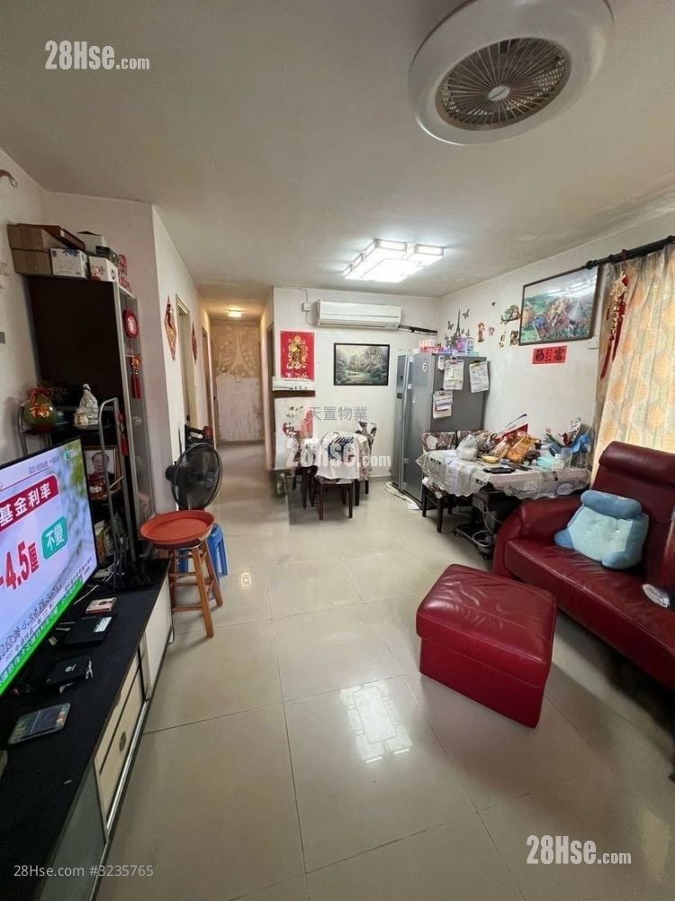 Yonking Garden Sell 3 Bedrooms , 1 Bathroom 700 ft²