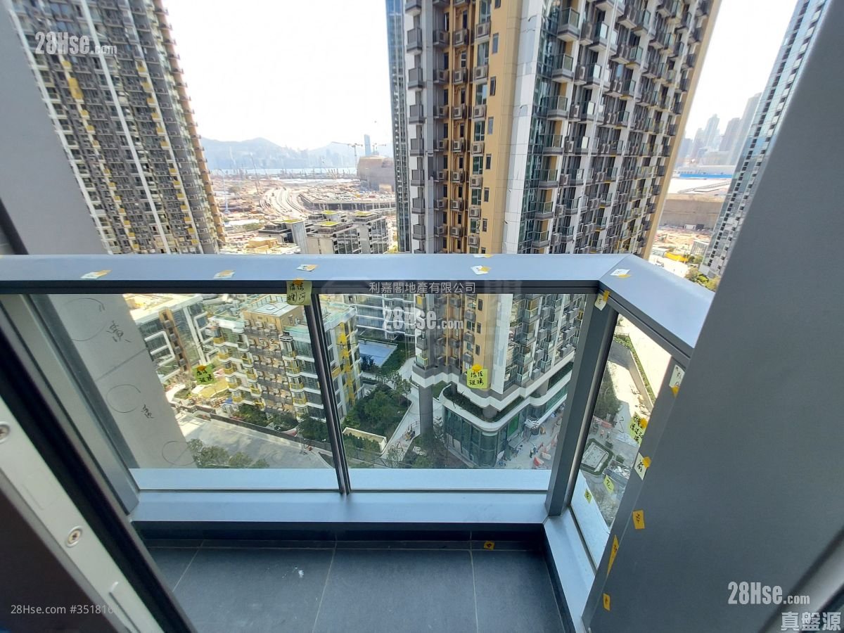 Monaco Sell 2 Bedrooms , 1 Bathroom 441 ft²