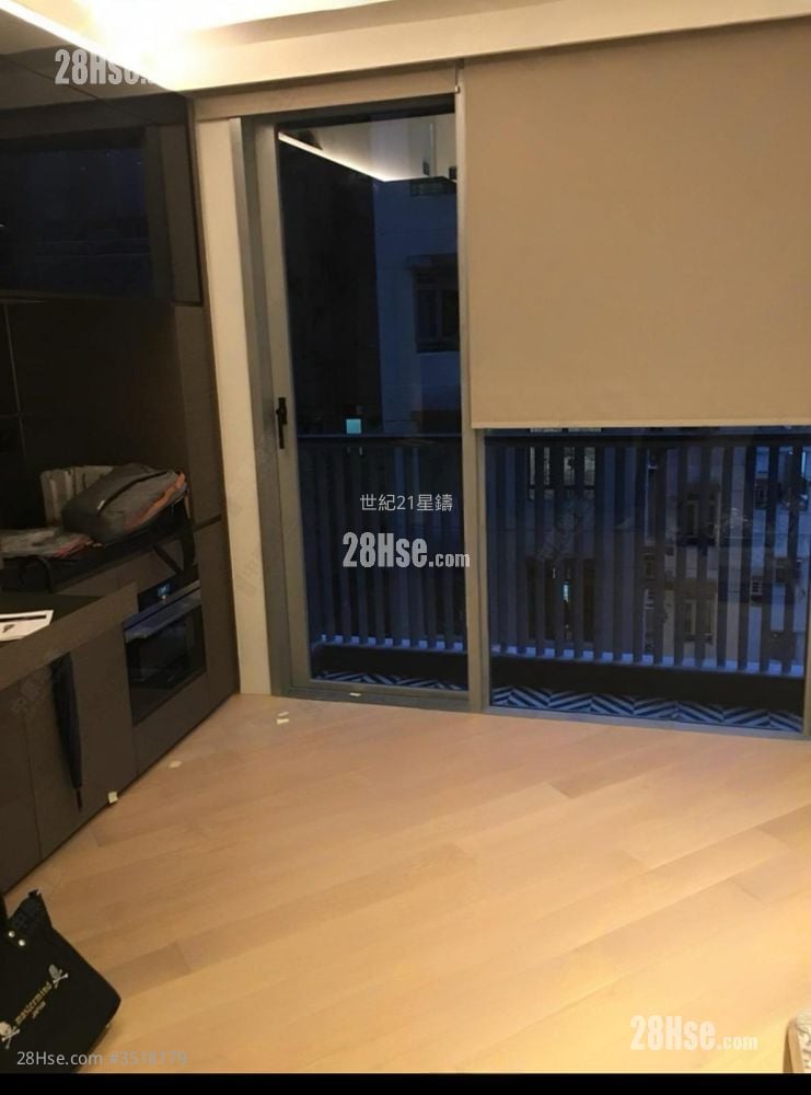 Artisan House Sell 197 ft²