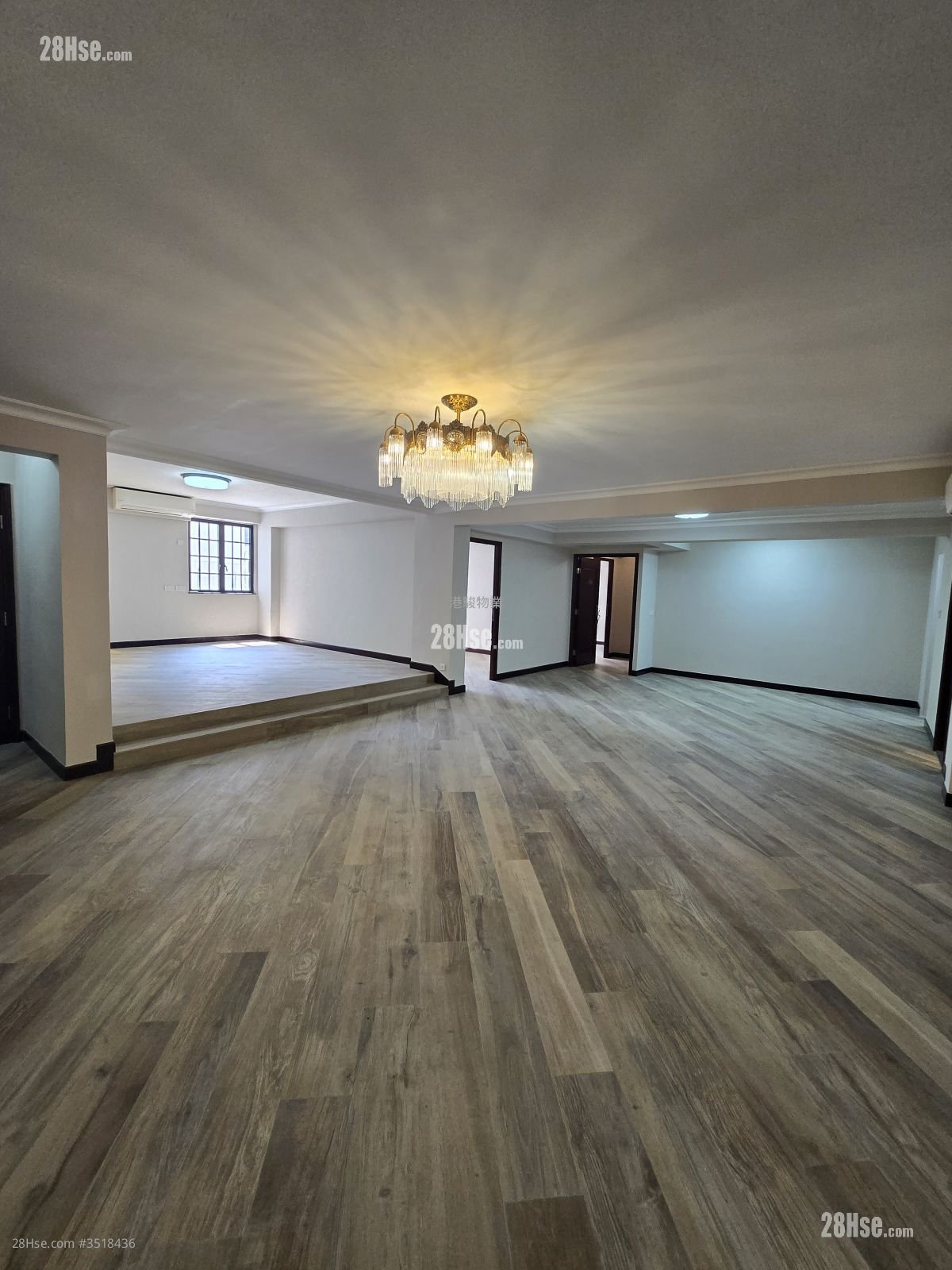 Albion Gardens Sell 4 Bedrooms , 3 Bathrooms 1,933 ft²