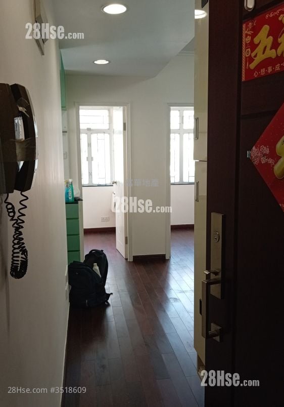 Tung Shing Court Rental 2 Bedrooms , 1 Bathroom