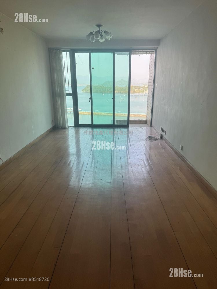 Villa Oceania Sell 3 Bedrooms 954 ft²