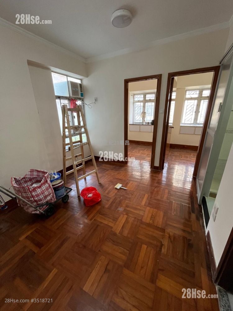 Lung Fung Garden Rental 312 ft²