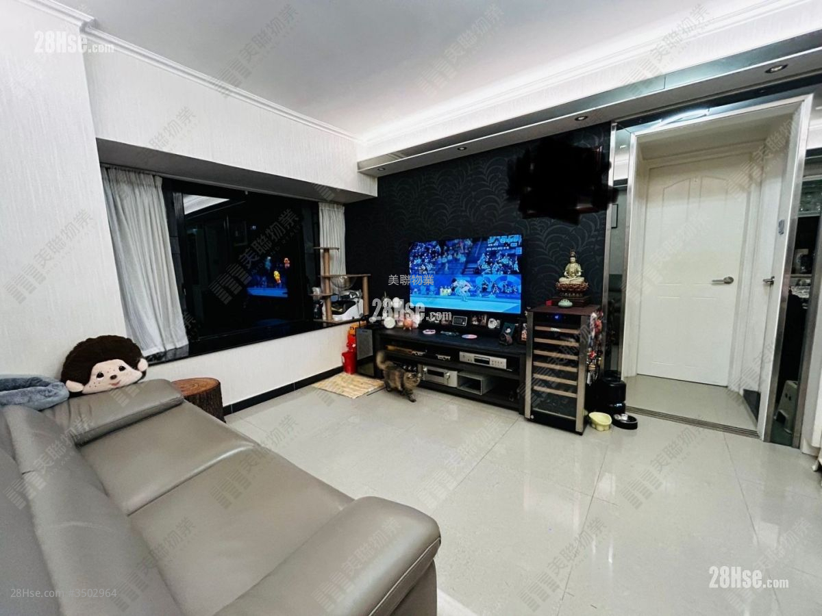 Alpine Garden Sell 2 Bedrooms 580 ft²