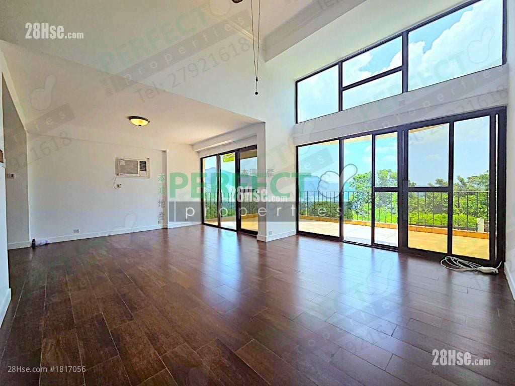 Sea View Villa Rental 4 Bedrooms 1,519 ft²