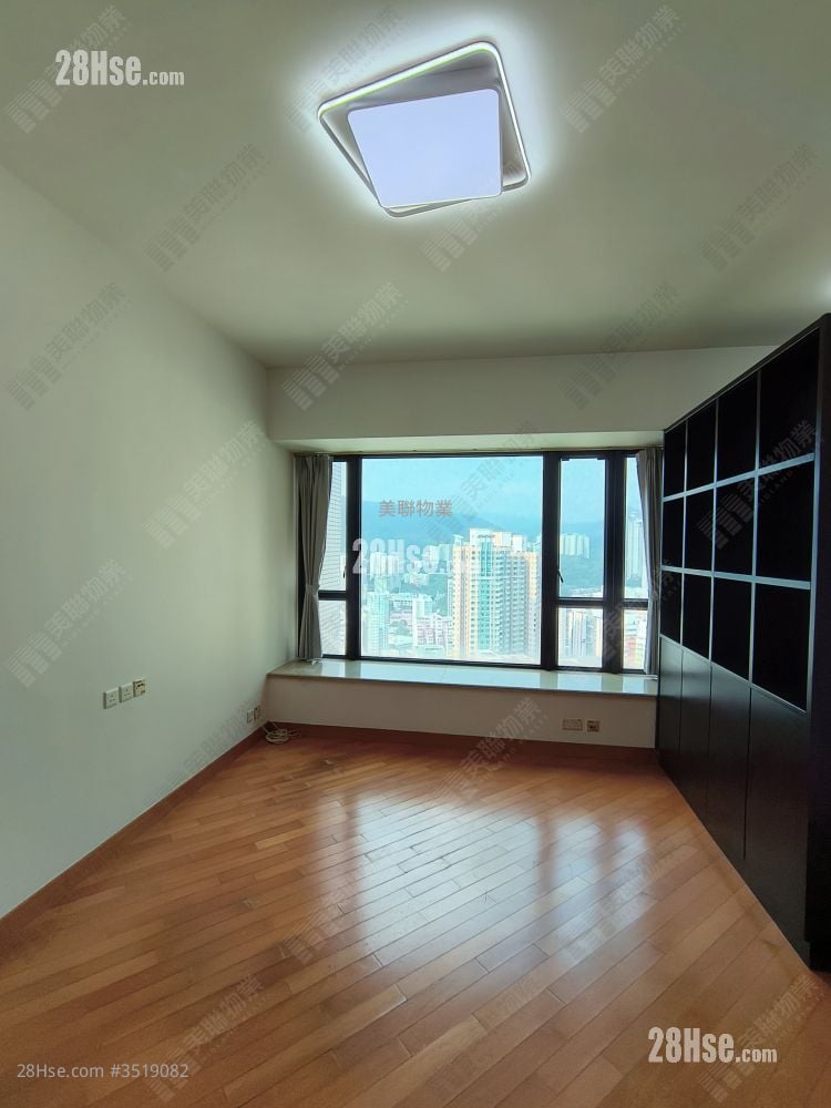 Chelsea Court Rental 2 Bedrooms , 1 Bathroom 521 ft²