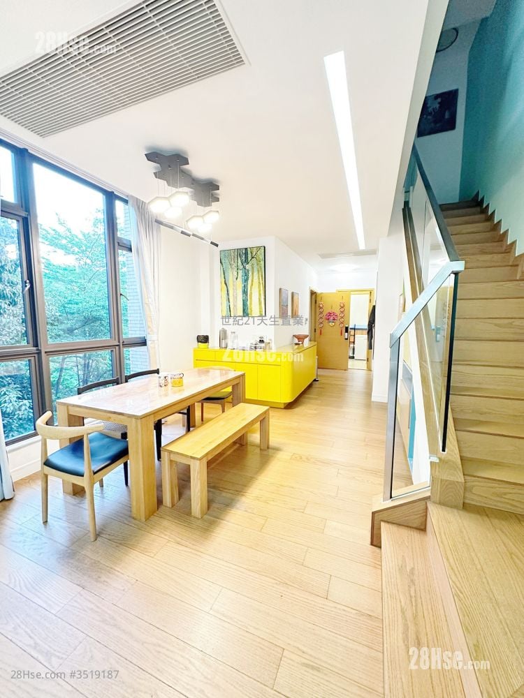 Jade Grove Rental 5+ Bedrooms , 5+ Bathrooms 2,217 ft²
