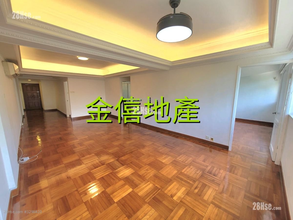 La Belle Mansion Rental 3 Bedrooms , 2 Bathrooms 1,184 ft²
