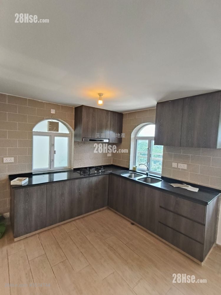 Mang Kung Uk Rental 4 Bedrooms , 2 Bathrooms 1,400 ft²