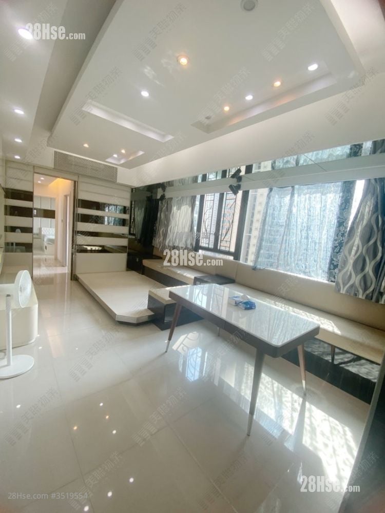 8 Royal Green Sell 3 Bedrooms 762 ft²
