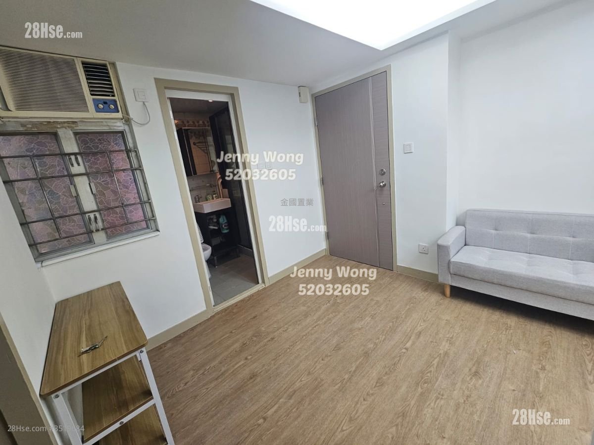 Wai Ching Court Rental 2 Bedrooms , 1 Bathroom 270 ft²