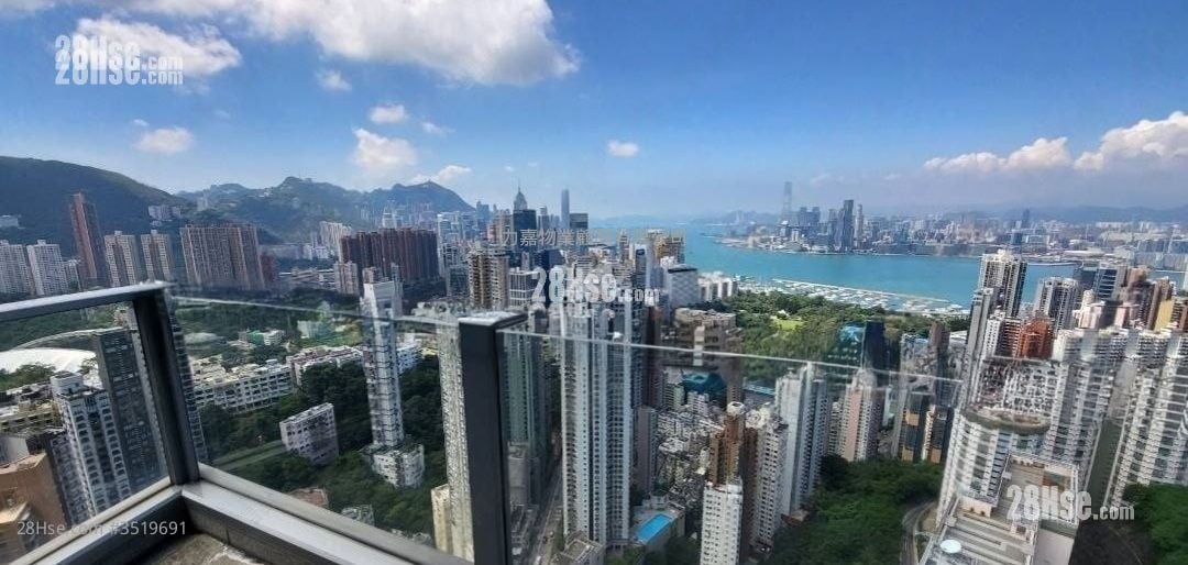 Serenade Sell 4 Bedrooms , 2 Bathrooms 1,990 ft²