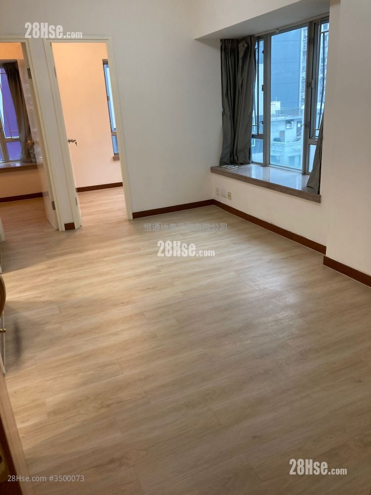 Supernova Stand Rental 2 Bedrooms , 1 Bathroom 332 ft²